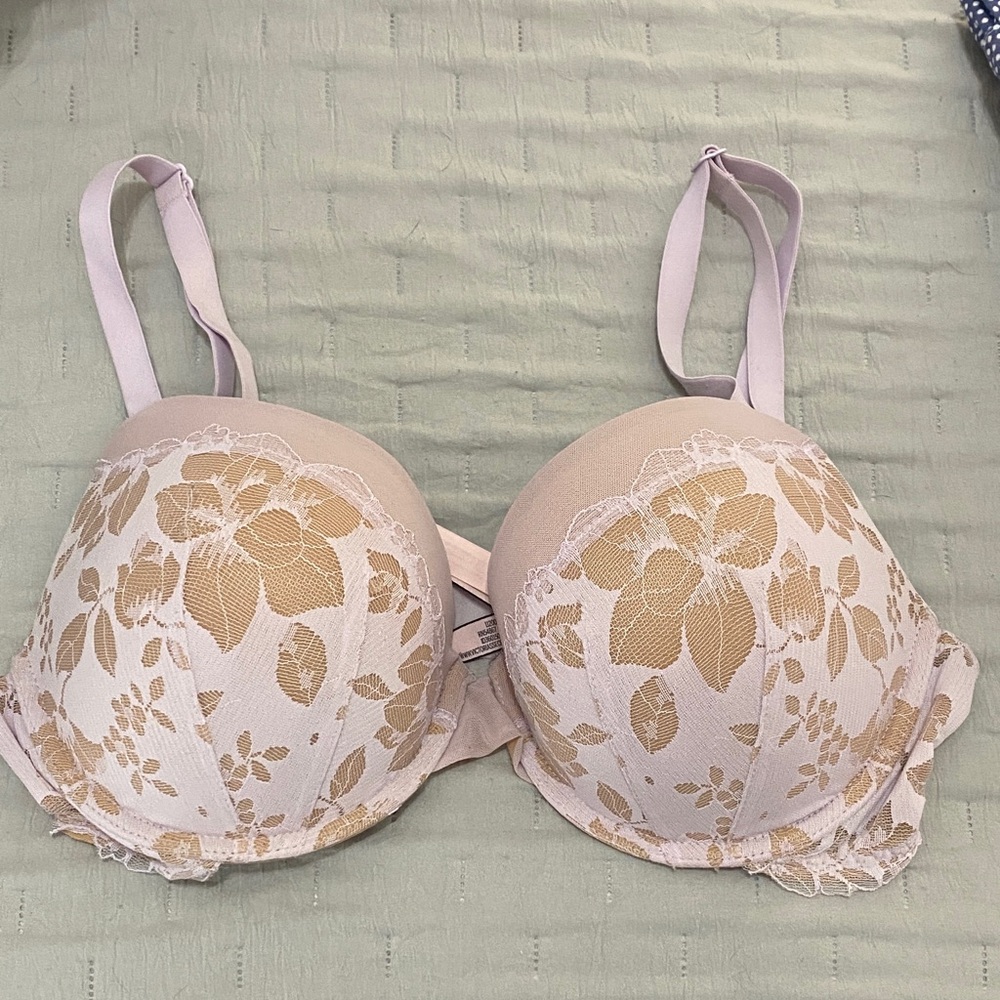Victoria's Secret Cream and Gold Floral Lace Bra
